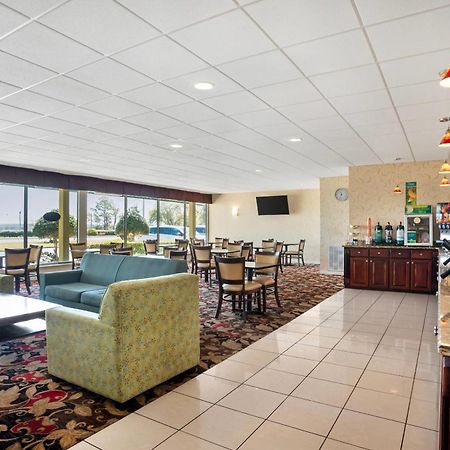 Quality Inn & Suites Near Lake Eufaula Ngoại thất bức ảnh