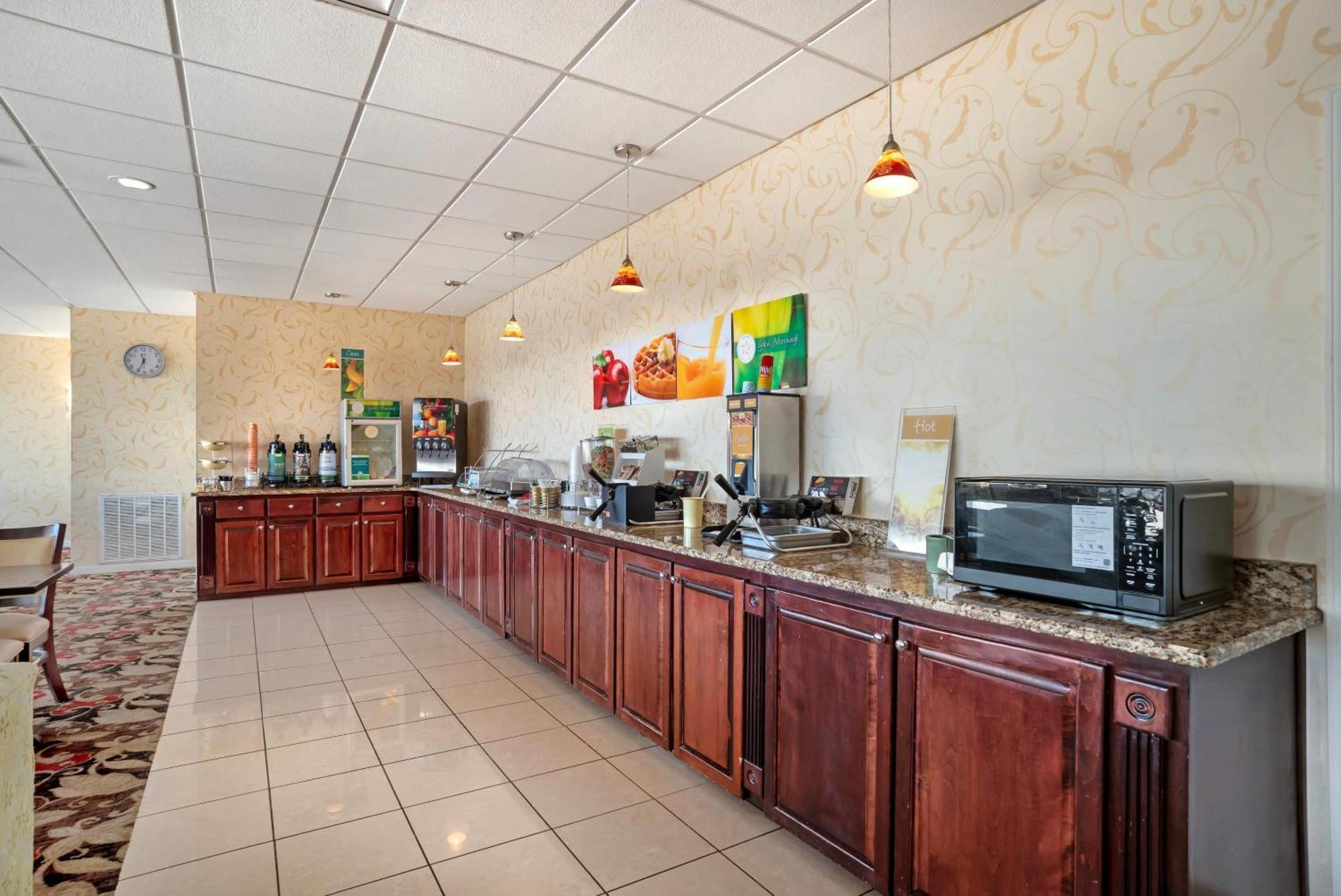 Quality Inn & Suites Near Lake Eufaula Ngoại thất bức ảnh