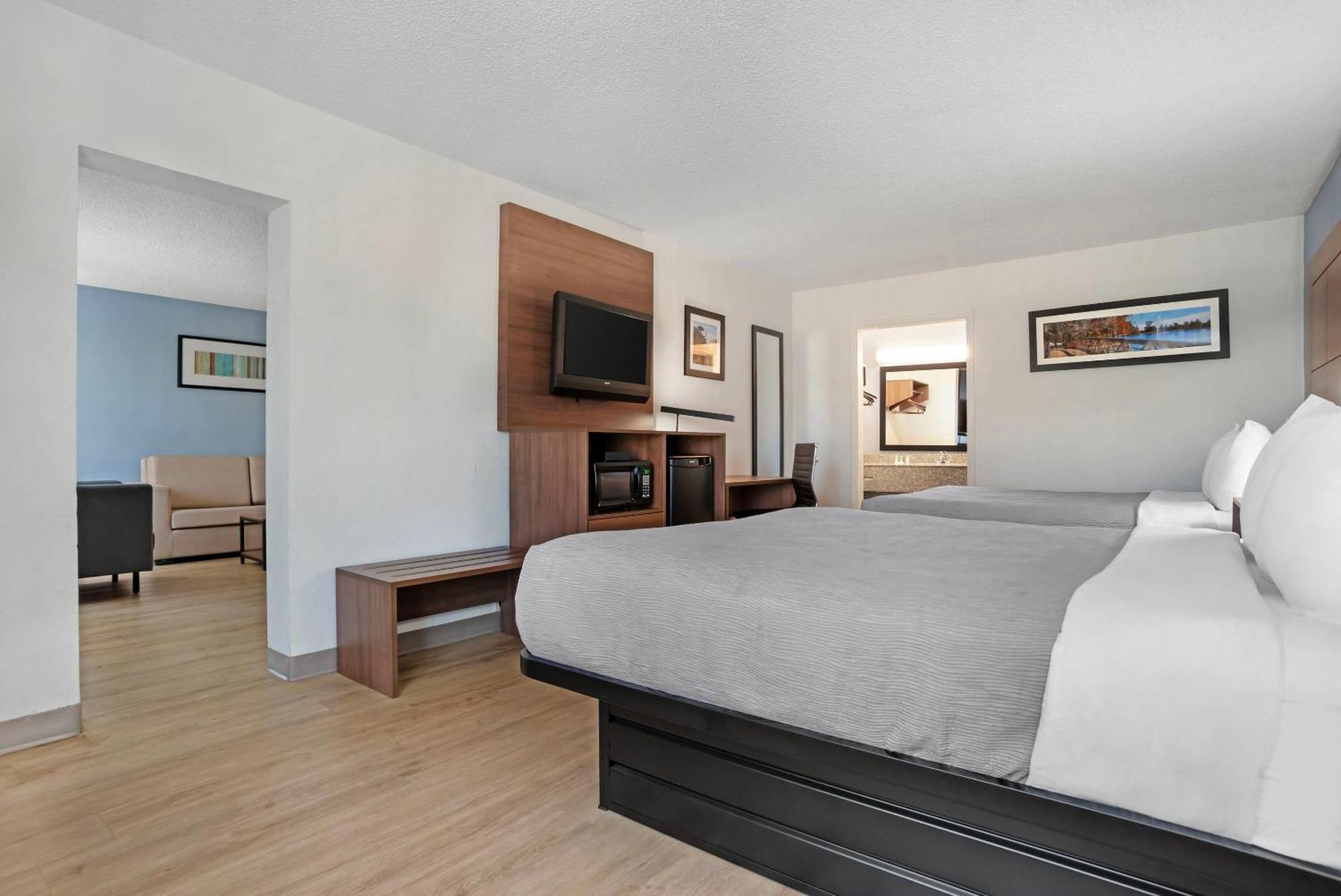 Quality Inn & Suites Near Lake Eufaula Ngoại thất bức ảnh