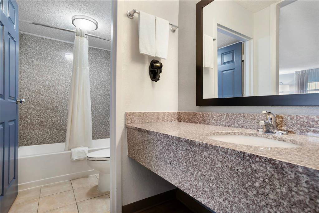 Quality Inn & Suites Near Lake Eufaula Phòng bức ảnh
